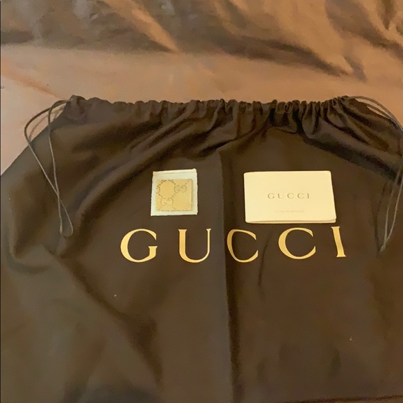 Gucci gorgeous shiny gold purse - Picture 8 of 14